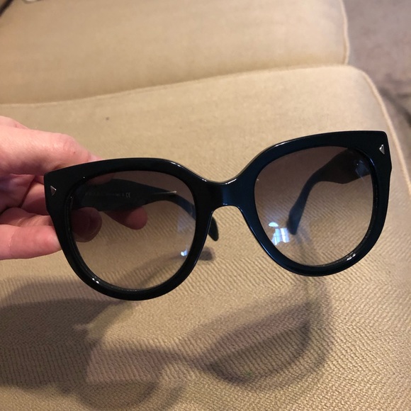 Prada 140 2n Clearance